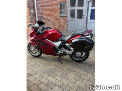Honda VFR 800 F