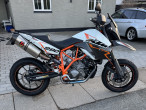 2010 KTM 990 SUPERMOTO R