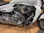2010 Suzuki VZR 1800 Intruder 2010 Suzuki VZR 1800 Intruder