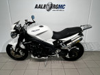 2010 Triumph Speed Triple 2010 Triumph Speed Triple