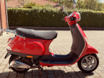 2010 Vespa LX 50