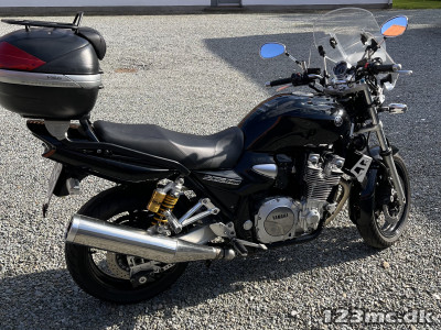 Yamaha XJR 1300