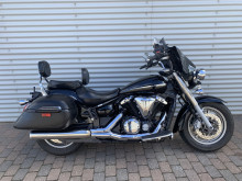 Yamaha XVS 1300 A HMC Motorcykler. Vi bytter gerne.