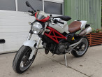 2011 Ducati Monster 1100 2011 Ducati Monster 1100