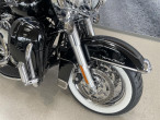 2011 Harley-Davidson FLHRC Road King Classic