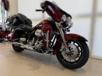 2011 Harley-Davidson FLHTCUSE CVO Electra Glide Ultra Classic