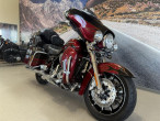 2011 Harley-Davidson FLHTCUSE CVO Electra Glide Ultra Classic