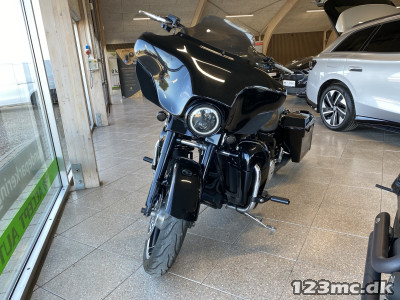 Harley-Davidson FLHX Street Glide