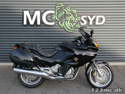 Honda NT 650 Deauville