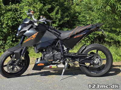 KTM 690 DUKE