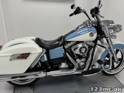 Harley-Davidson FLD Switchback