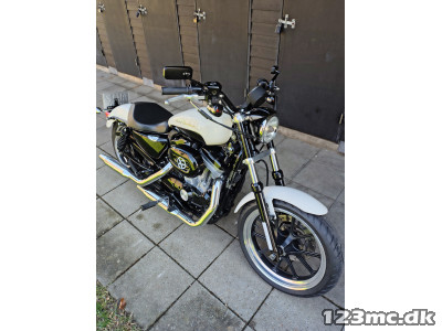 Harley-Davidson XL883L Superlow