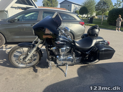 Kawasaki VN 900 Custom
