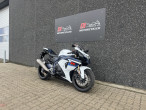 2012 Suzuki GSXR 1000 2012 Suzuki GSXR 1000