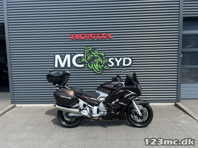Yamaha FJR 1300 A Yamaha FJR 1300 A