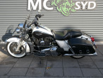2013 Harley-Davidson FLHRC Road King Classic