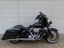 Harley-Davidson FLHX Street Glide HMC Motorcykler. Vi bytter gerne.