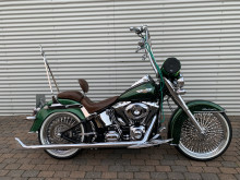 Harley-Davidson FLSTN Softail Deluxe HMC Motorcykler. Vi bytter gerne. Harley-Davidson FLSTN Softail Deluxe HMC Motorcykler. Vi bytter gerne.