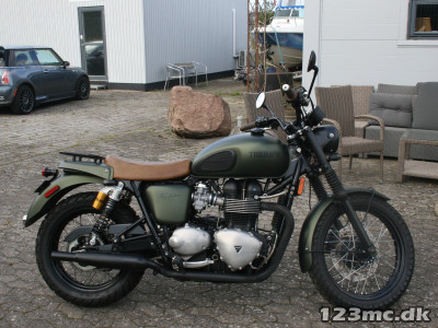 Triumph Bonneville 865