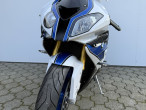 2014 BMW HP4