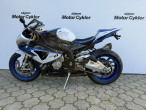 2014 BMW HP4