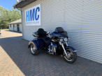 2014 Harley-Davidson FLHTCUTG Tri Glide Ultra