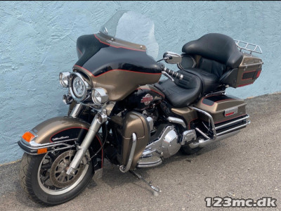 Harley-Davidson FLHTK Electra Glide Ultra Limited