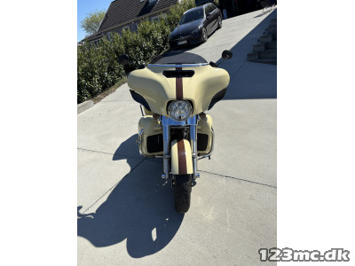 Harley-Davidson FLHX Street Glide