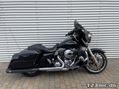 Harley-Davidson FLHXS Street Glide Special HMC Motorcykler. Vi bytter gerne.