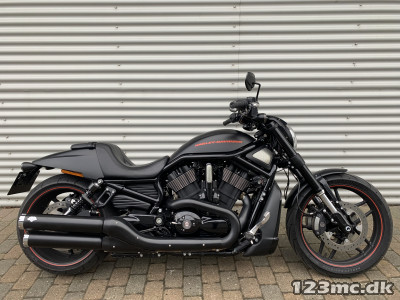 Harley-Davidson VRSCDX Night Rod Special