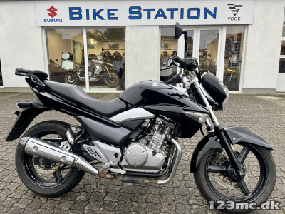 Suzuki GW 250 Inazuma