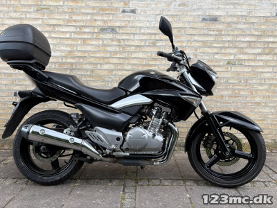 Suzuki GW 250 Inazuma