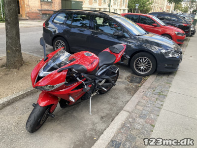 Triumph Daytona 675