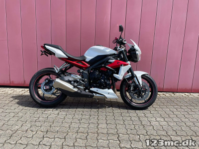 Triumph Street Triple R