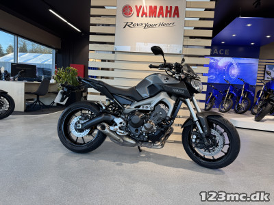 Yamaha MT-09