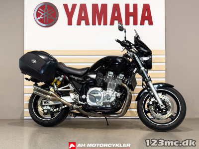 Yamaha XJR 1300