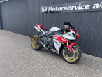 2014 Yamaha YZF R1