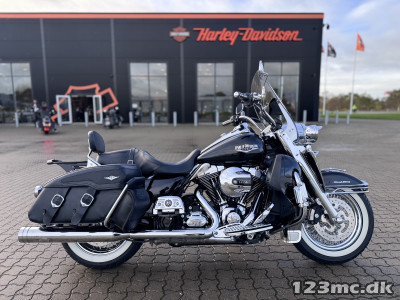 Harley-Davidson FLHRCI Road King Classic