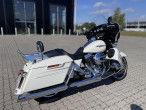2015 Harley-Davidson FLHXS Street Glide Special