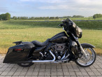 2015 Harley-Davidson FLHXSE CVO Street Glide