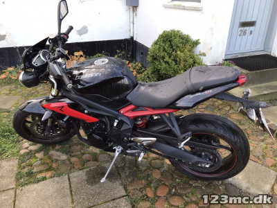 Triumph Street Triple R