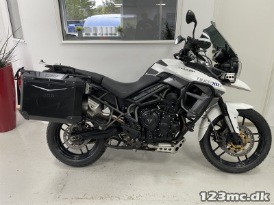 Triumph Tiger 800 XRt Triumph Tiger 800 XRt