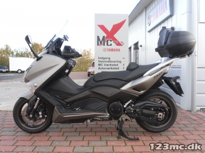 Yamaha T-Max 530