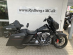 Harley-Davidson FLHXS Street Glide Special
