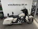 2016 Harley-Davidson FLHXS Street Glide Special