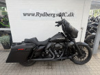 2016 Harley-Davidson FLHXS Street Glide Special 2016 Harley-Davidson FLHXS Street Glide Special