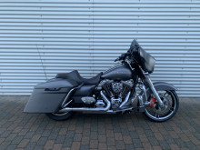 Harley-Davidson FLHXS Street Glide Special HMC Motorcykler. Vi bytter gerne.