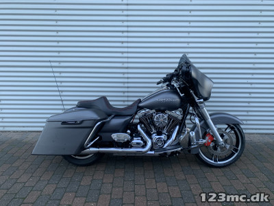 Harley-Davidson FLHXS Street Glide Special HMC Motorcykler. Vi bytter gerne.