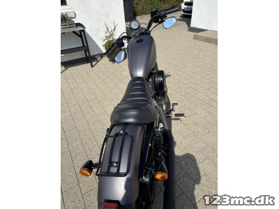 Harley-Davidson XL883N Iron 883 Sportster