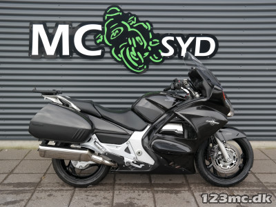 Honda ST 1300 Pan European MC-SYD       BYTTER GERNE